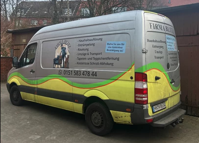 Firmentransporter von Blitz für Büroauflösung und Transport in Hamburg