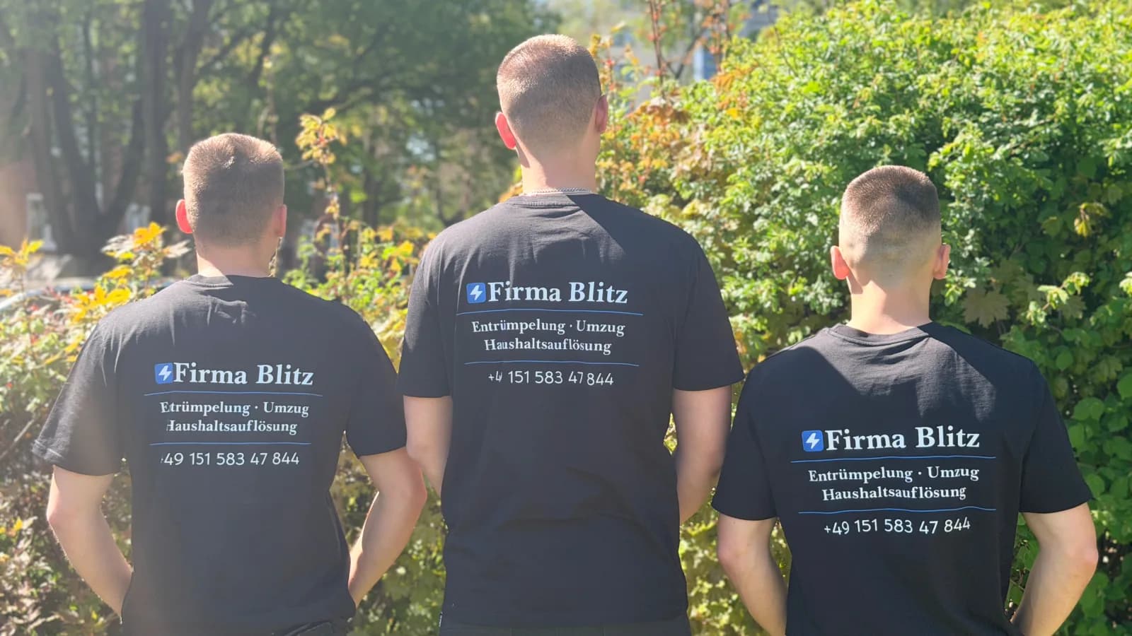 Das Blitz-Team auf dem Weg zu einer Entrümpelung in Bergedorf